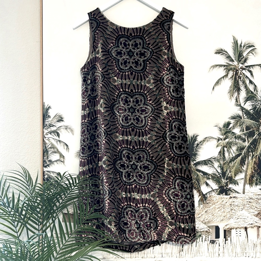 Amy Matto Velvet Silk Green & Purple Sleeveless Dress Floral Paisley Mandala